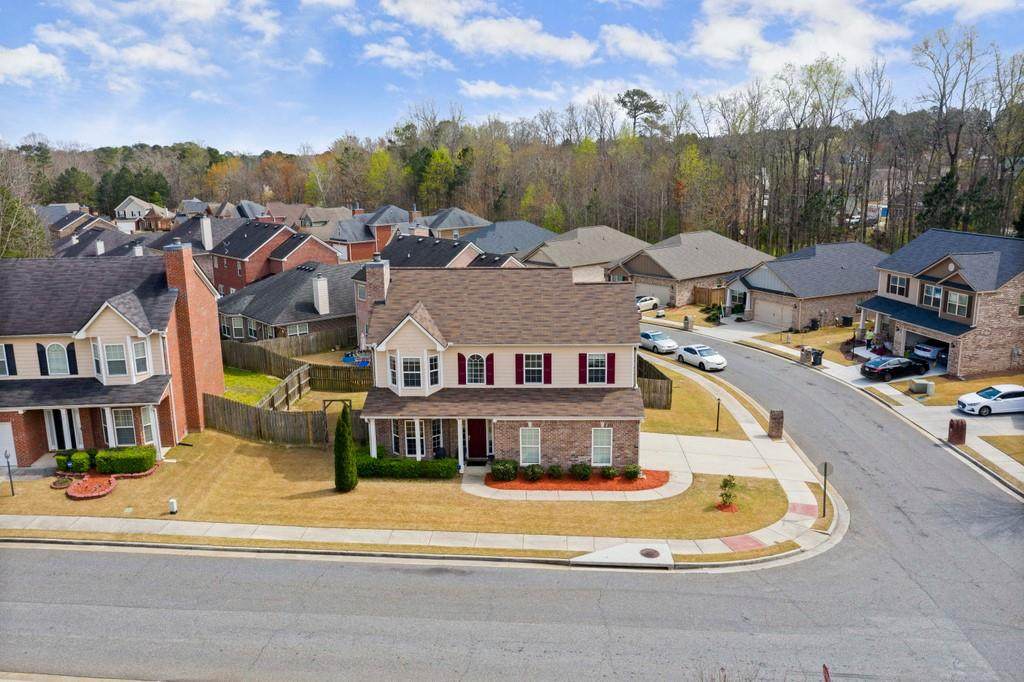 2613 Newtons Crest Circle - Photo 1