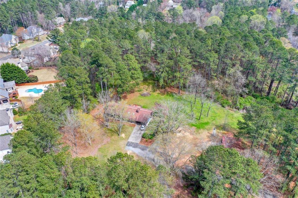 762 Acworth Due West Road - Photo 1