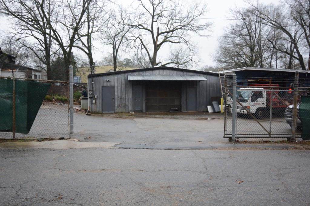 324 Clarendon Avenue - Photo 1