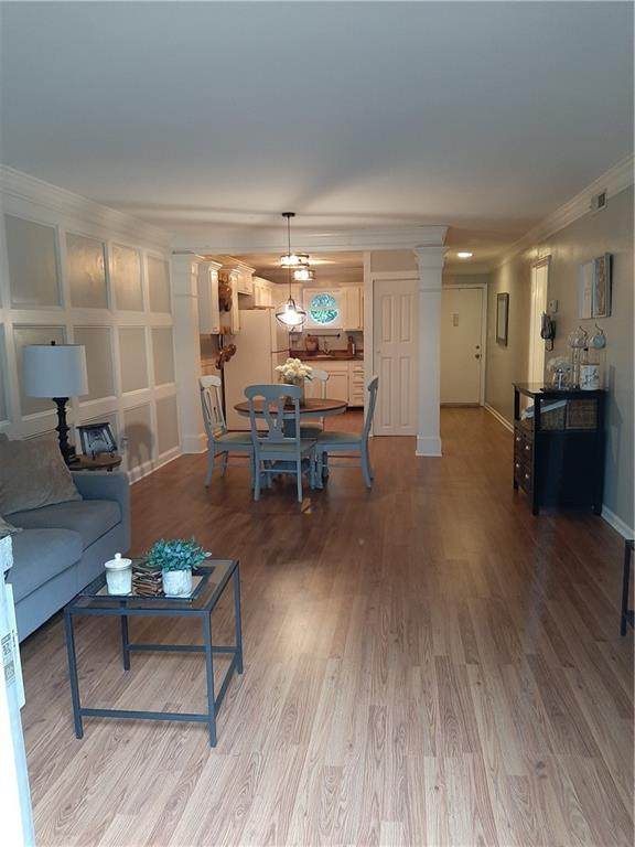 5400 Roswell Road - Photo 1
