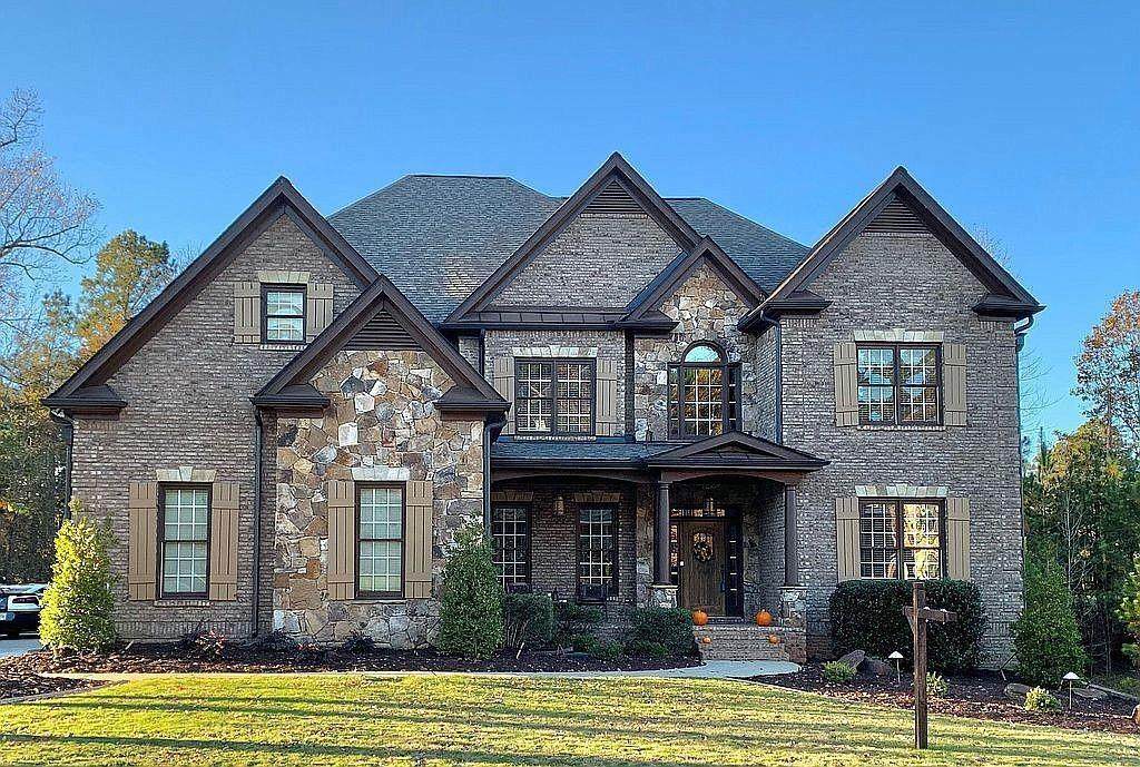 692 Pathview Court - Photo 1
