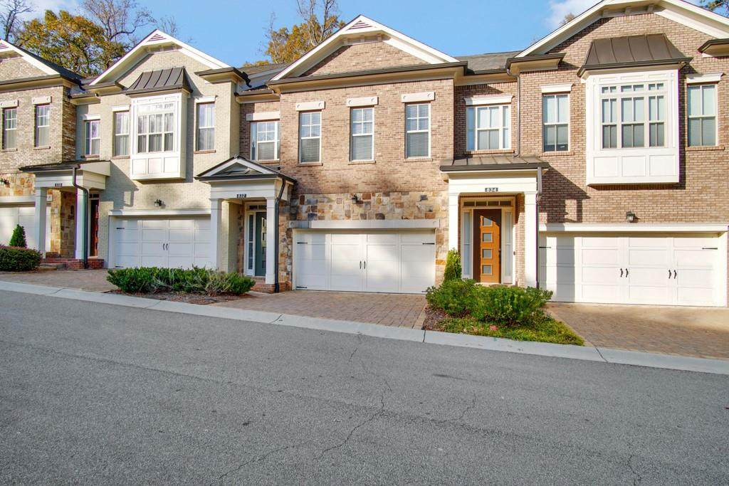 832 Canterbury Overlook - Photo 1