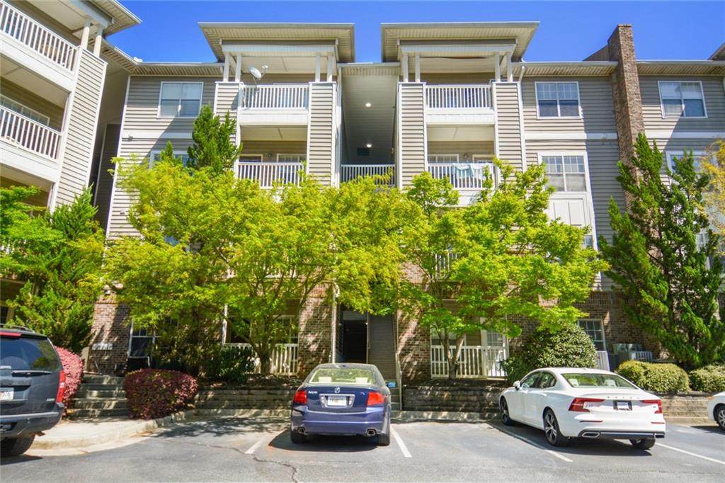 2700 Pine Tree Road - Photo 1