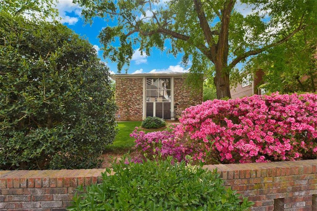 3668 Kingsboro Road - Photo 1