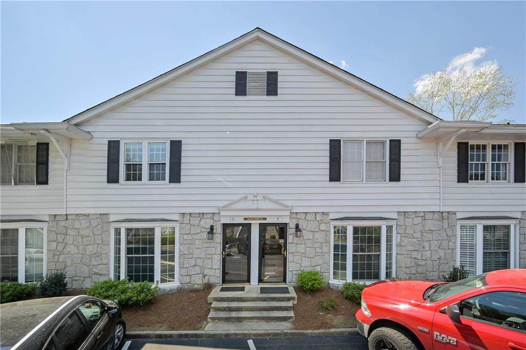 136 Peachtree Memorial Drive - Photo 1