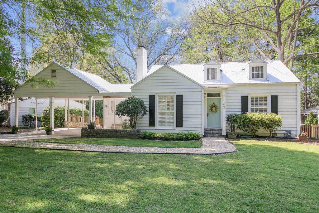 2062 Golfview Drive - Photo 1