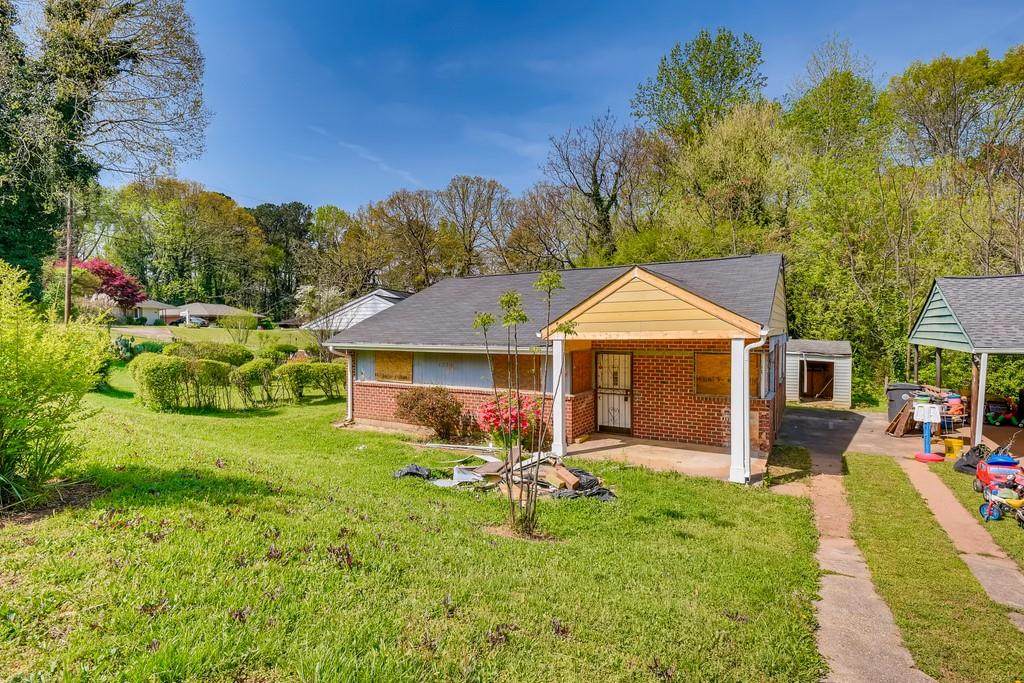 1751 Carter Circle - Photo 1