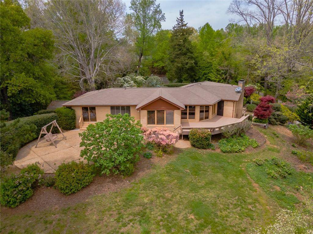 120 Overlook Drive - Photo 1