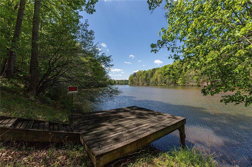 176 Lakeshore Drive - Photo 1