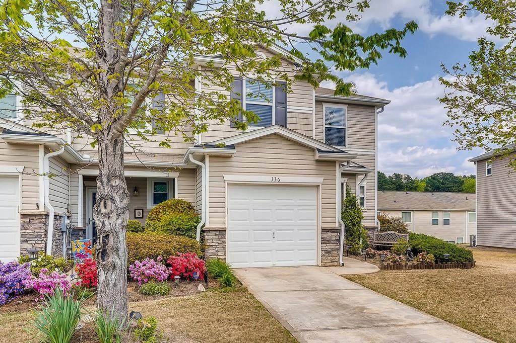 336 Oak Leaf Place - Photo 1