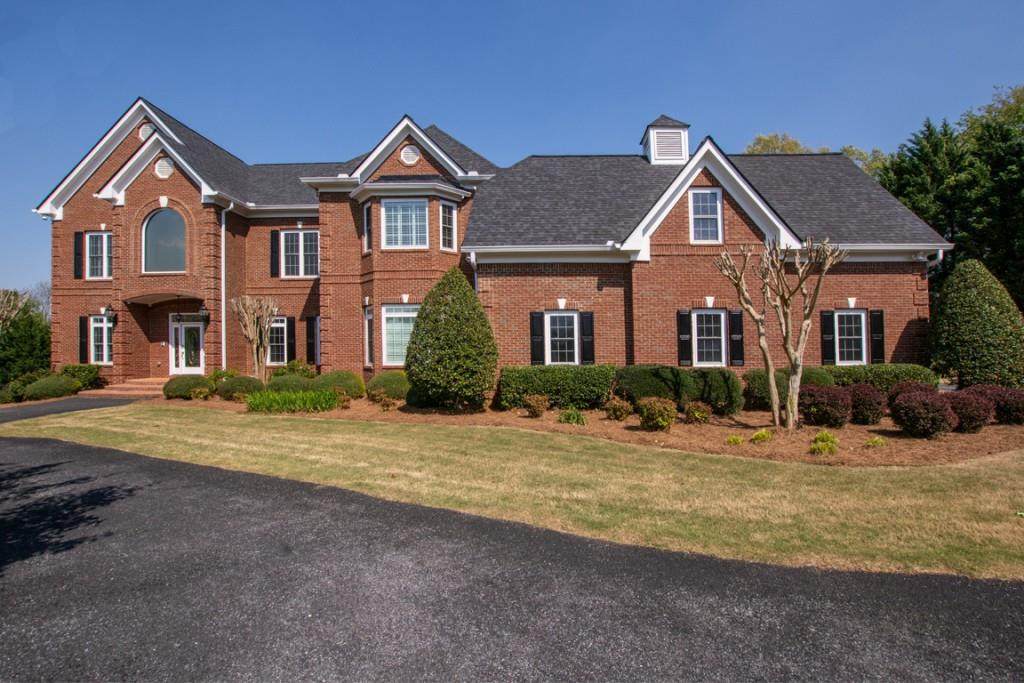 8910 Champion Court - Photo 1