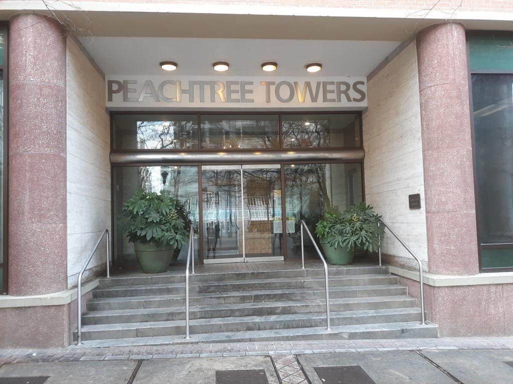 300 Peachtree Street - Photo 1