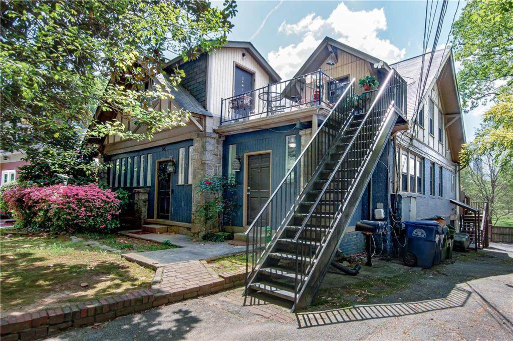 547 Elmwood Drive - Photo 1