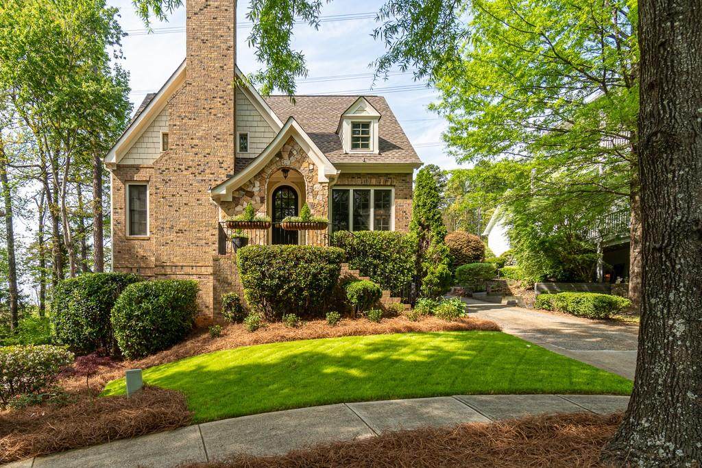 1468 Hedgewood Lane - Photo 1