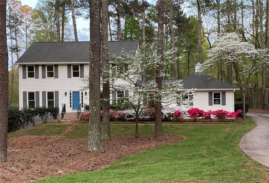 825 Upper Hembree Road - Photo 1