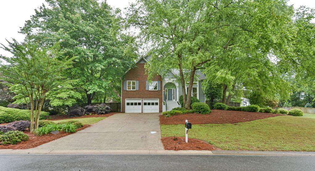 961 Brookmont Drive - Photo 1