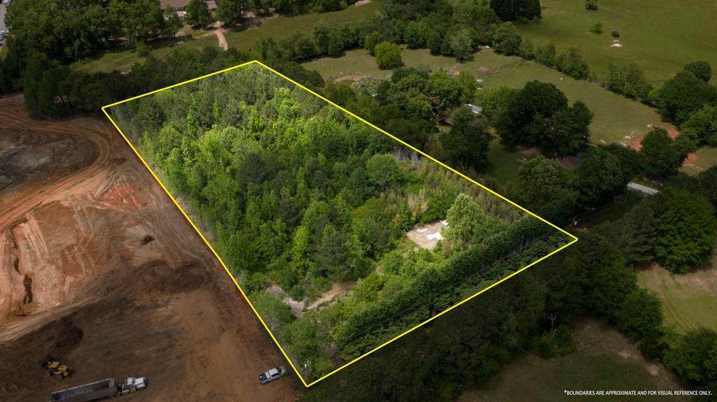 1689 Mccully Drive - Photo 1
