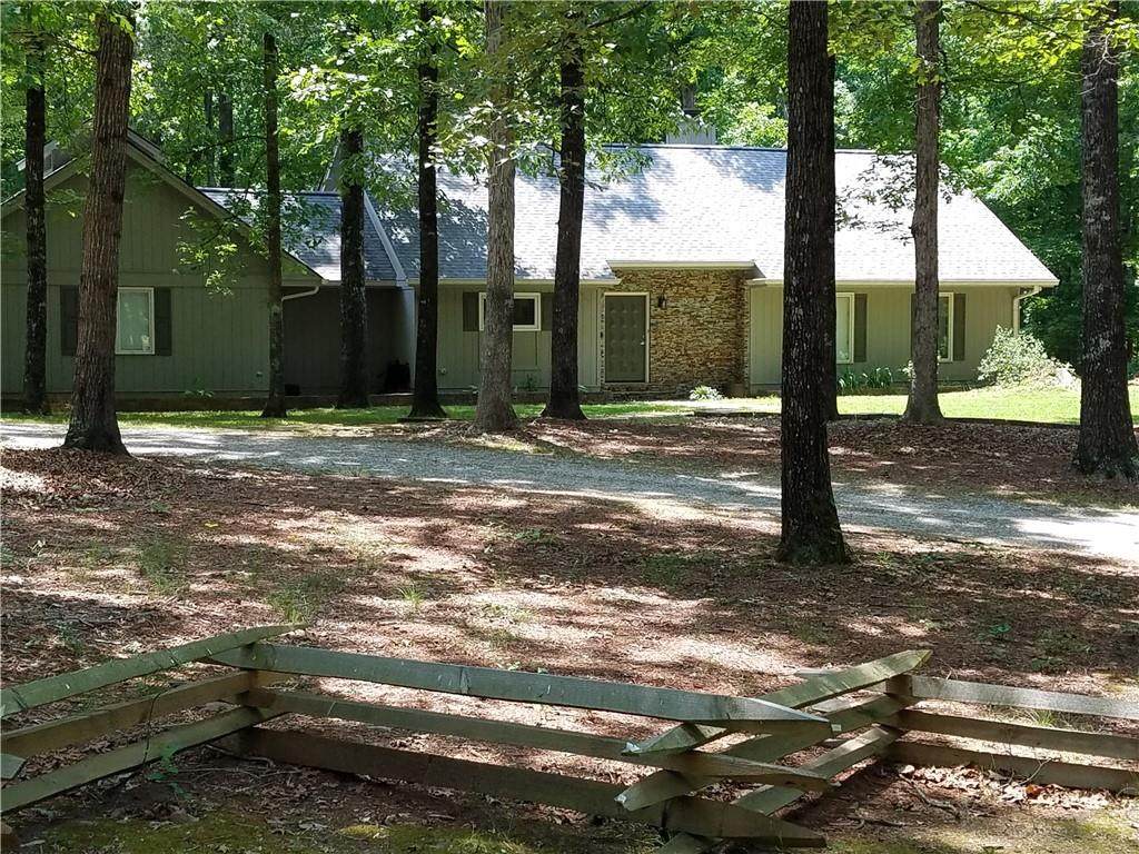 2865 Woodbriar Drive - Photo 1