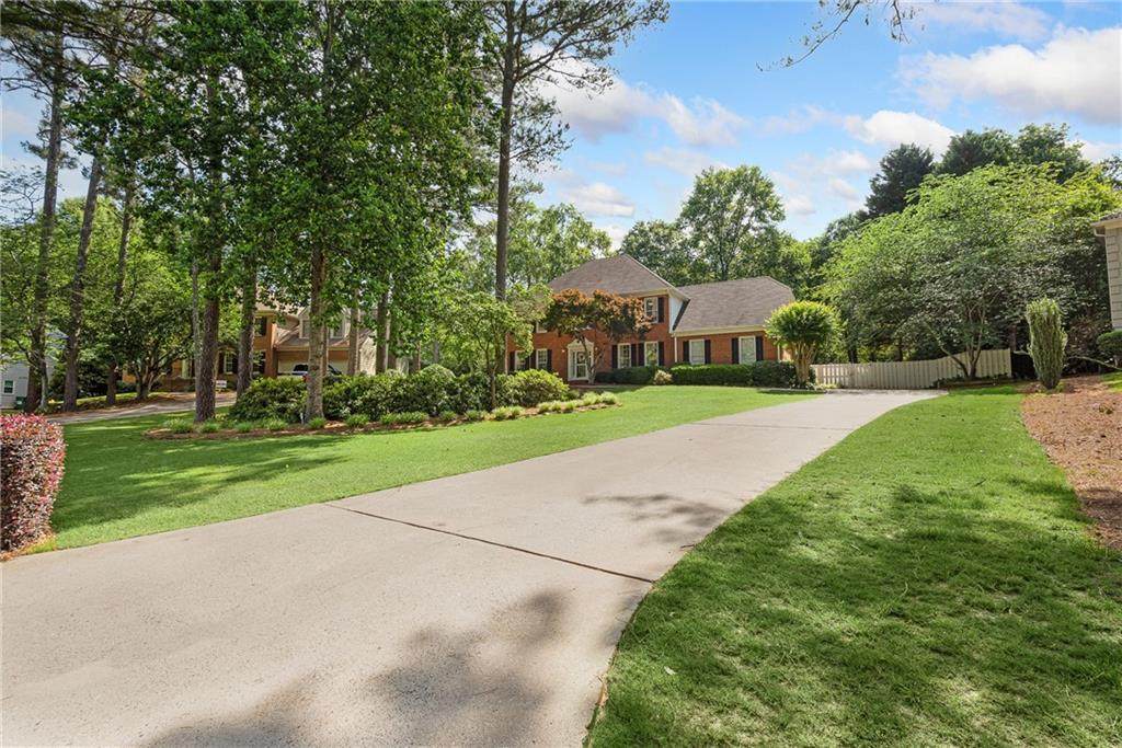 11225 Linbrook Lane - Photo 1