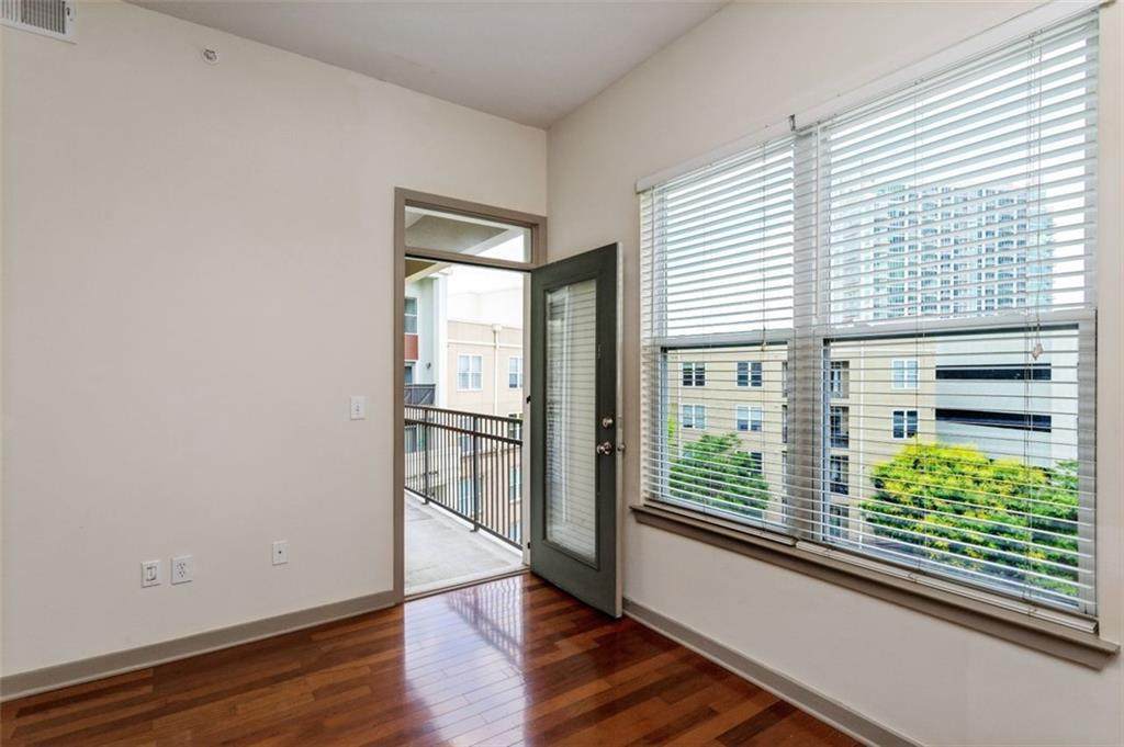 390 17th Street - Photo 1