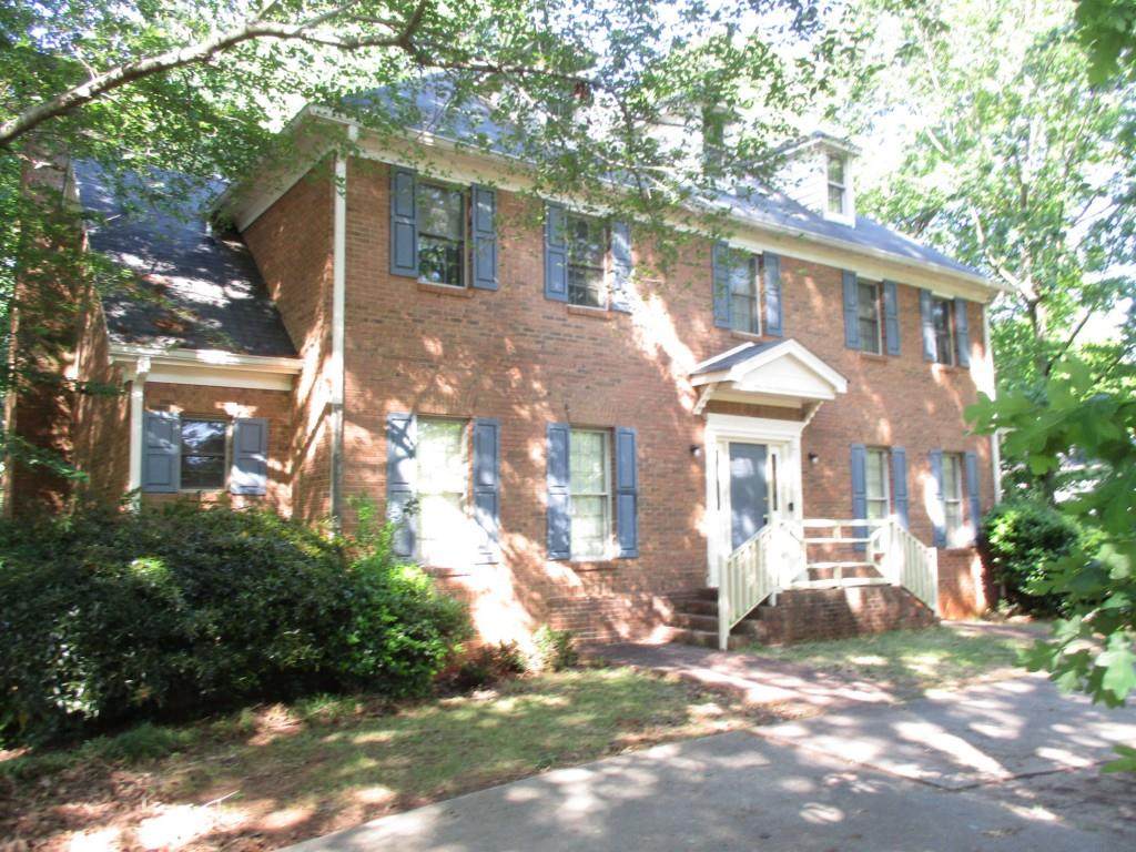 1160 Azalea Circle - Photo 1