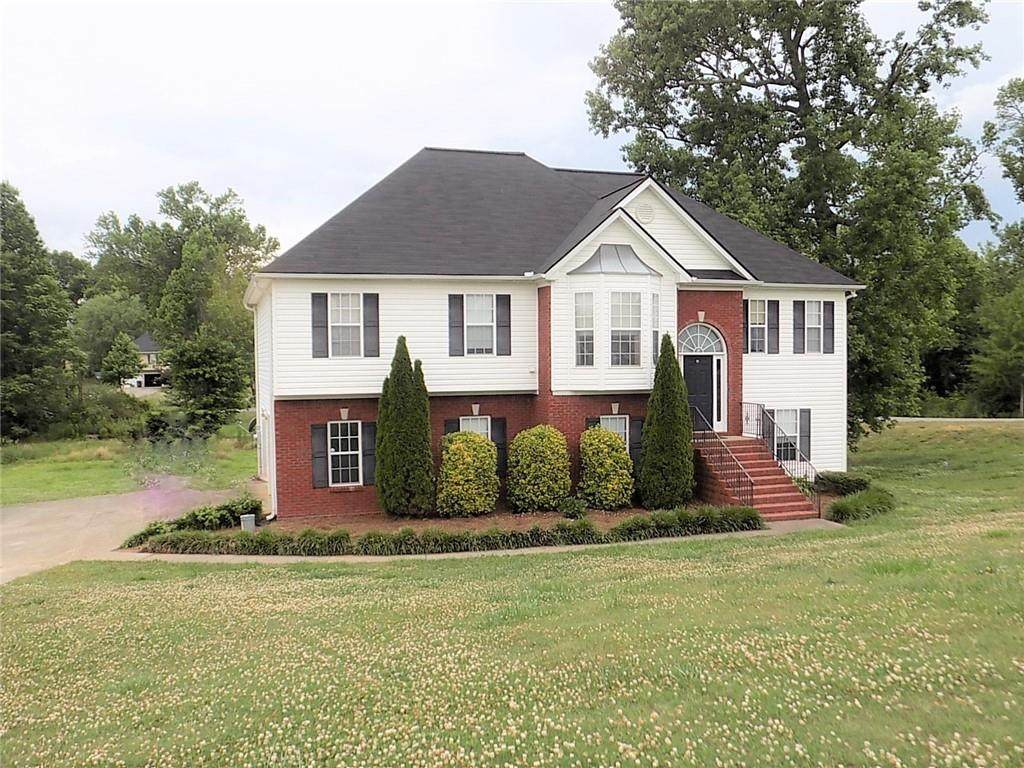 107 Magnolia Drive - Photo 1