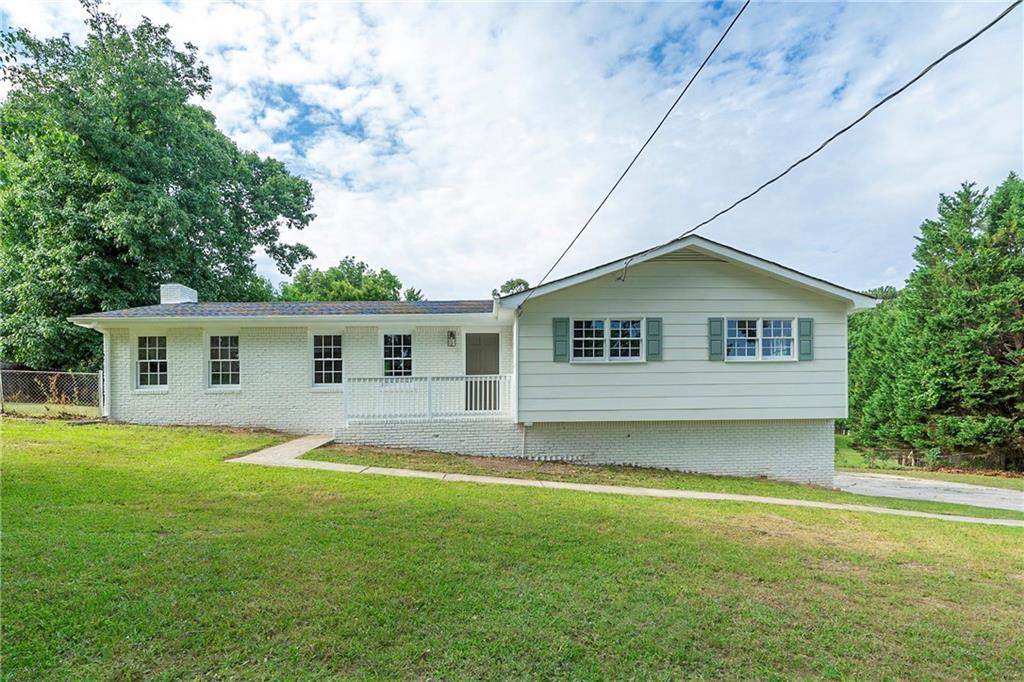 835 Circle Court - Photo 1
