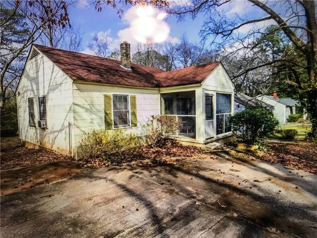 673 Parker Avenue - Photo 1