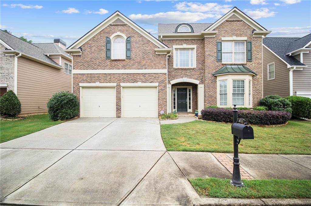 672 Maple Grove Way - Photo 1
