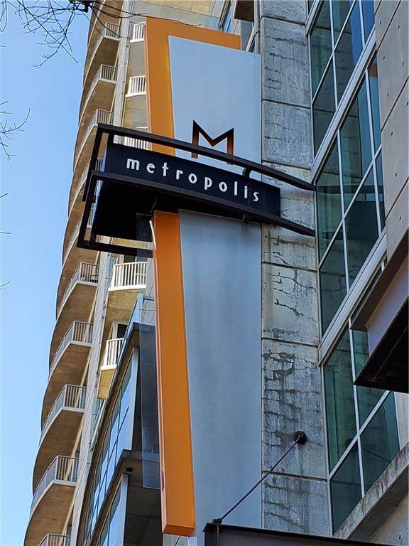 923 Peachtree Street - Photo 1