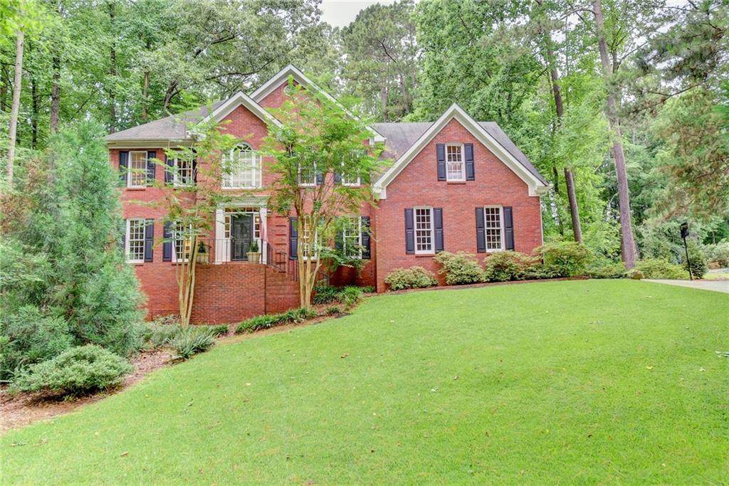 2765 Winthrope Way - Photo 1