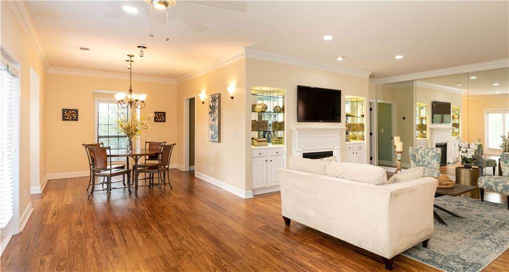 28415 Plantation Drive - Photo 1