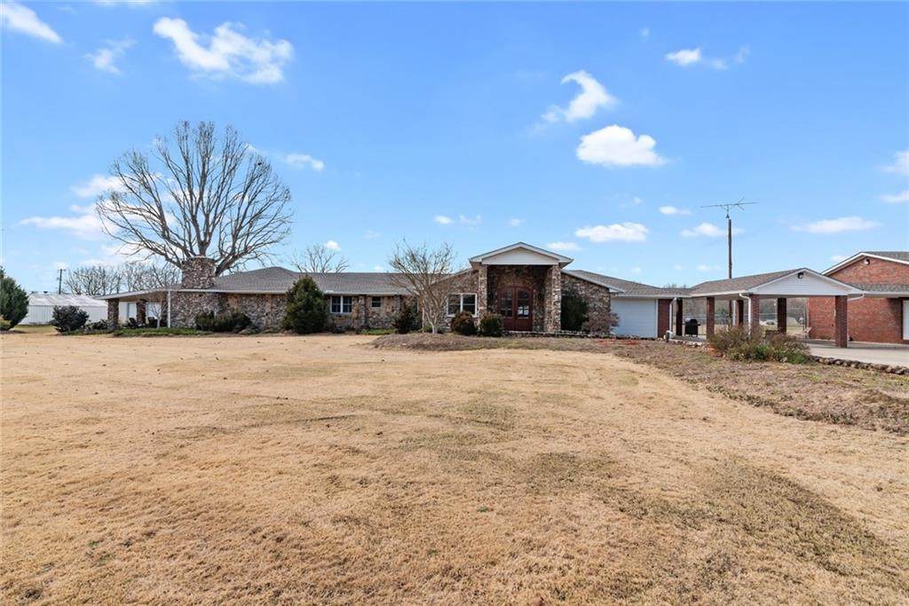 6914 Cokesbury Highway - Photo 1