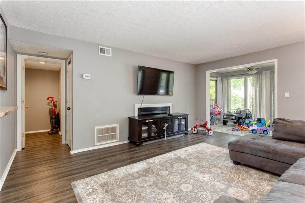 1707 Augusta Drive - Photo 1