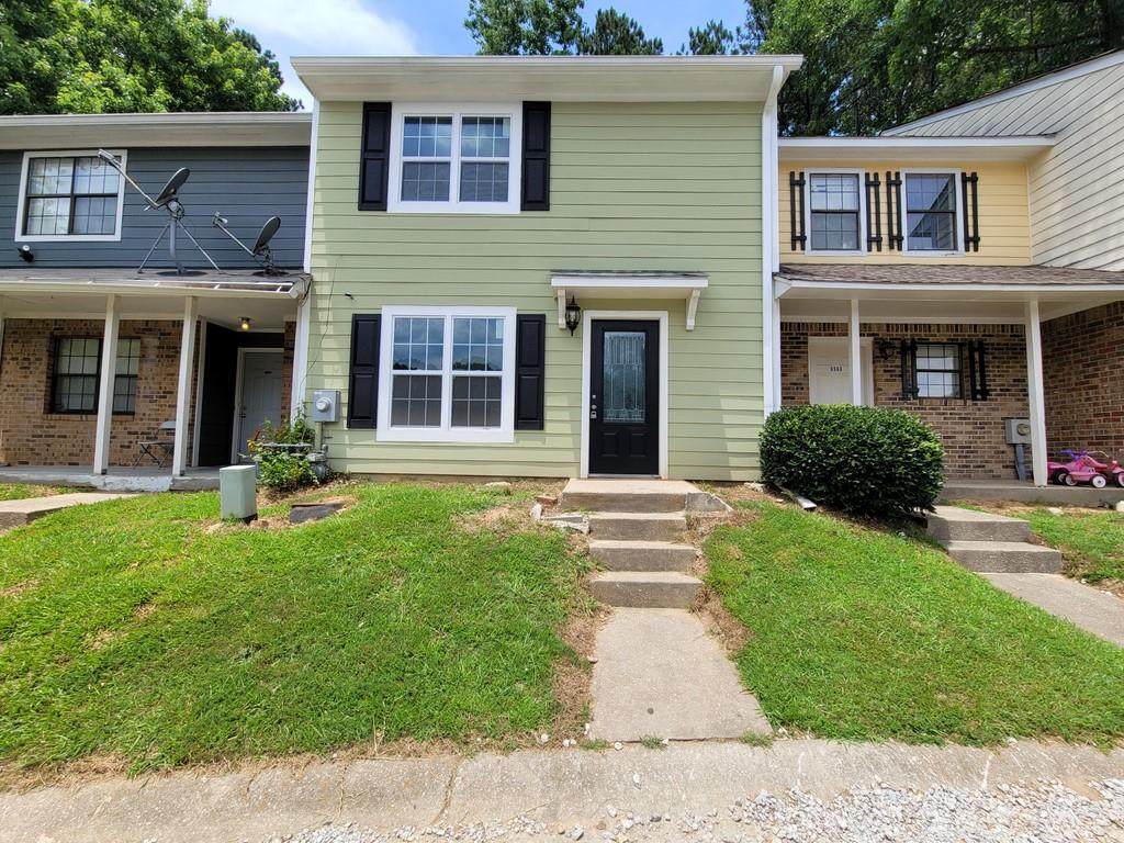 6964 Oakhill Circle - Photo 1