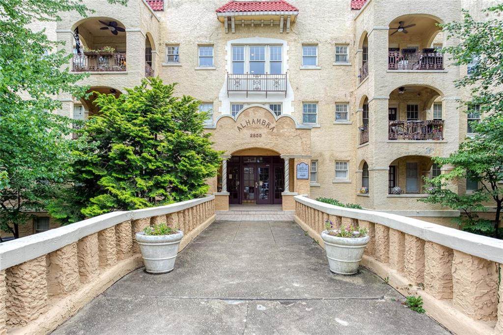 2855 Peachtree Road - Photo 1
