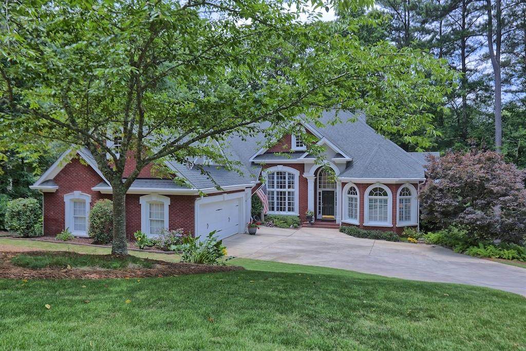 712 Bradshaw Lake Court - Photo 1