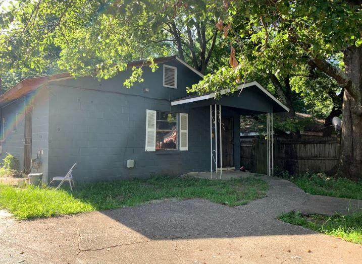 2412 16TH Avenue - Photo 1