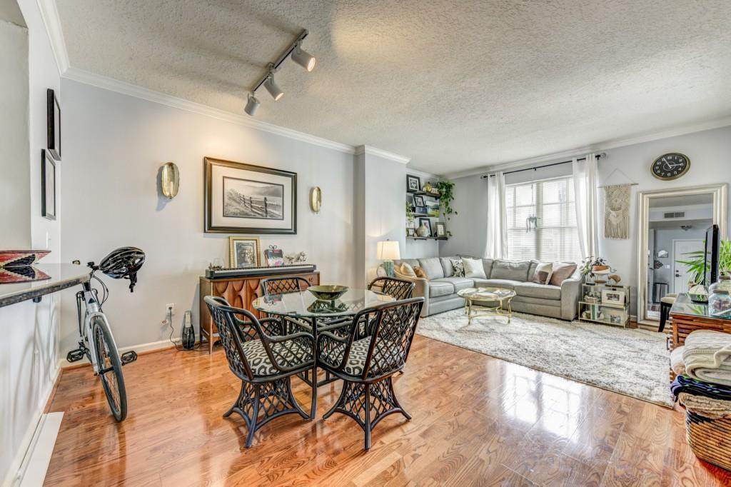 1101 Juniper Street - Photo 1