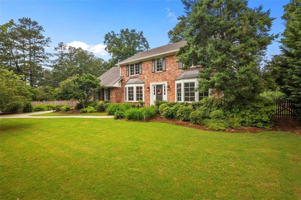 1290 Holly Bank Circle - Photo 1