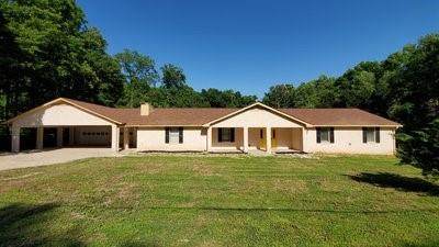 130 Hearthstone Drive - Photo 1