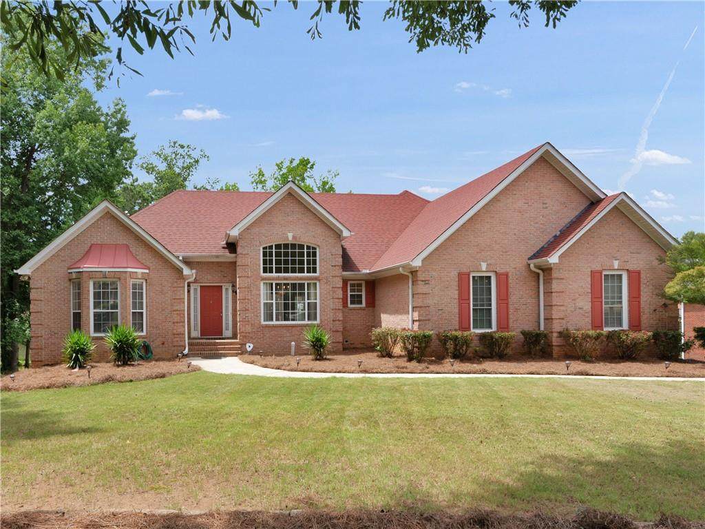 304 Trenton Circle - Photo 1