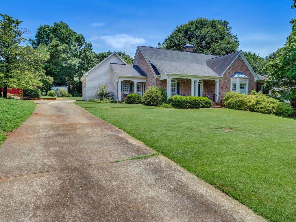 241 Regal Drive - Photo 1
