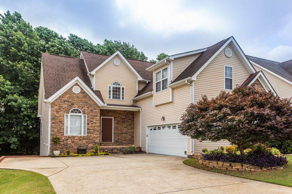 416 Towne Valley Drive - Photo 1