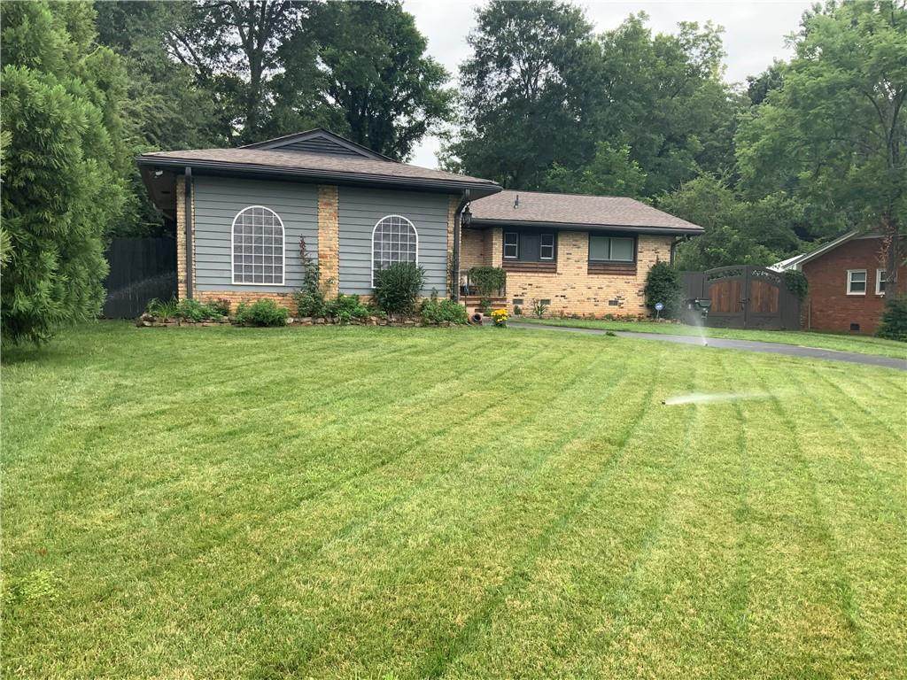 3045 Whispering Hills Drive - Photo 1