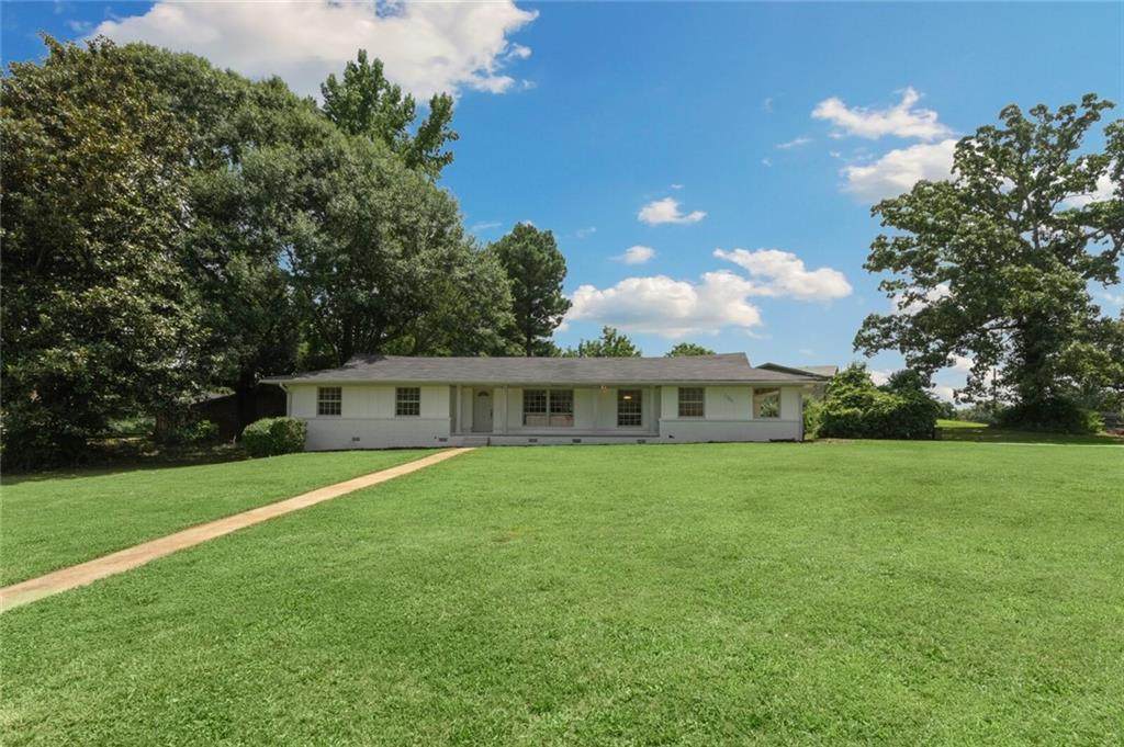 2794 Treadway Drive - Photo 1