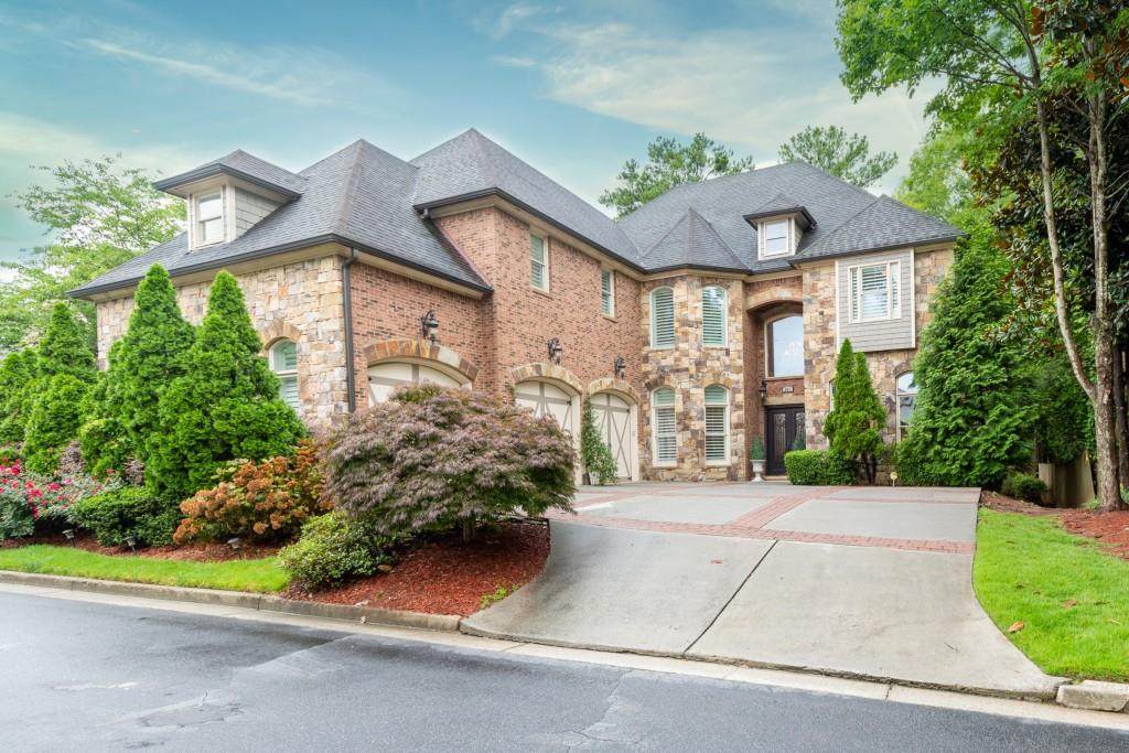 601 Darlington Commons Court - Photo 1