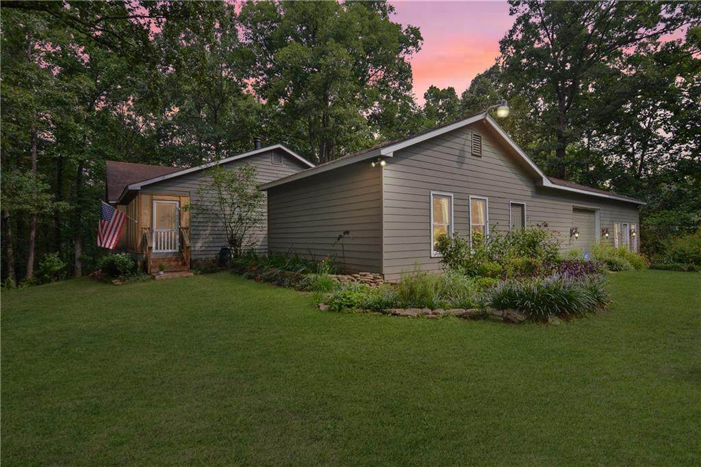 585 Lee Drive - Photo 1