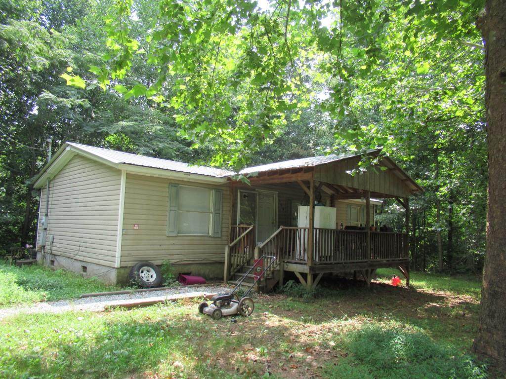 300 Fred Ash Road - Photo 1