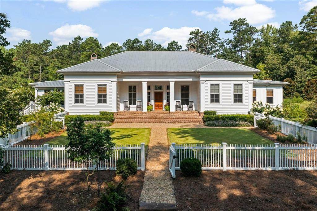 8492 Hearn Road - Photo 1